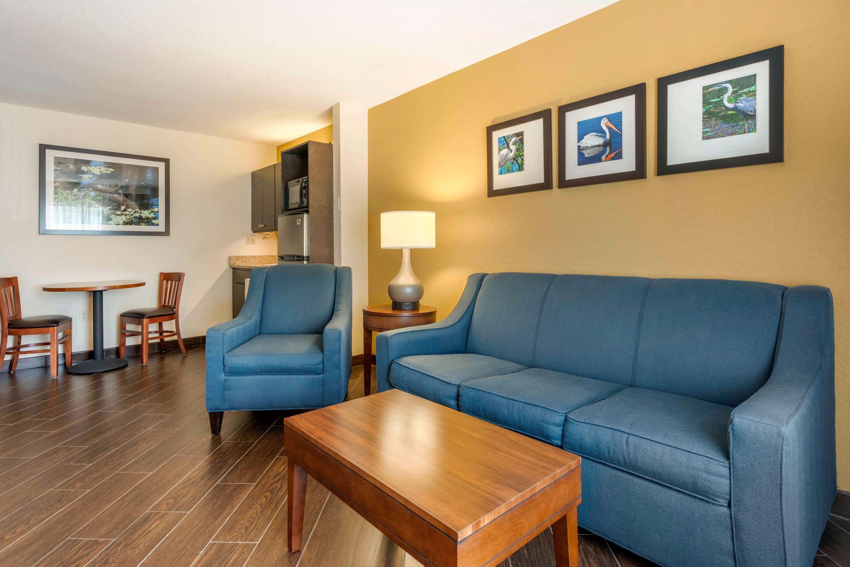 Comfort Suites Lady Lake - The Villages Экстерьер фото