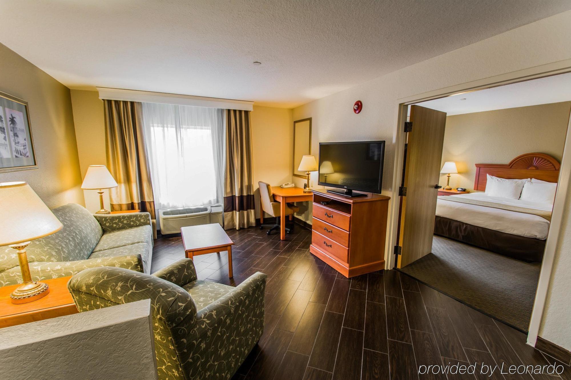 Comfort Suites Lady Lake - The Villages Экстерьер фото